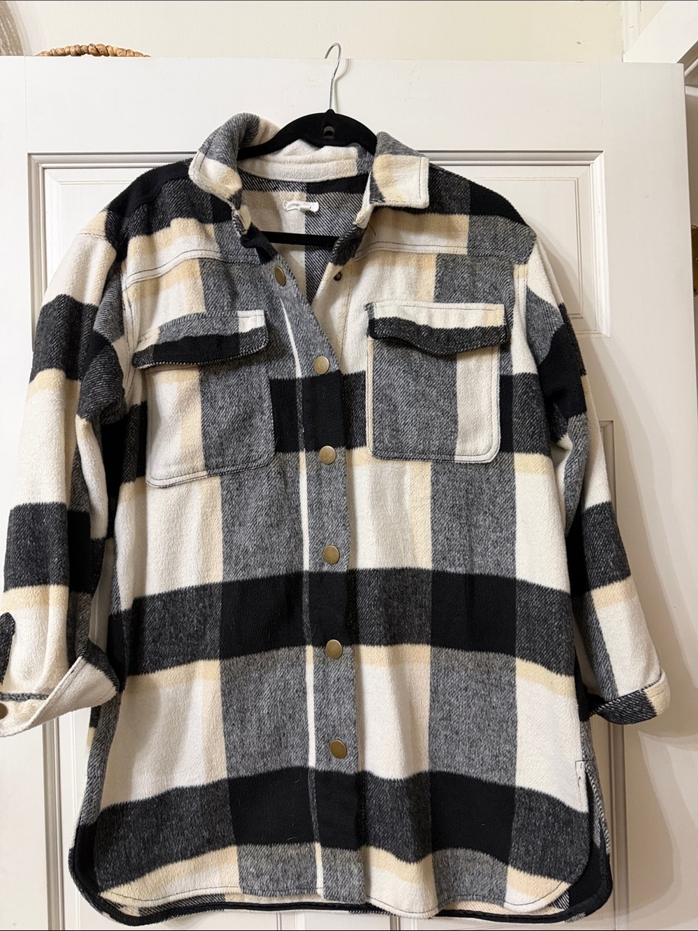 Maurices Black, Gray & Cream Plaid Button Shacket